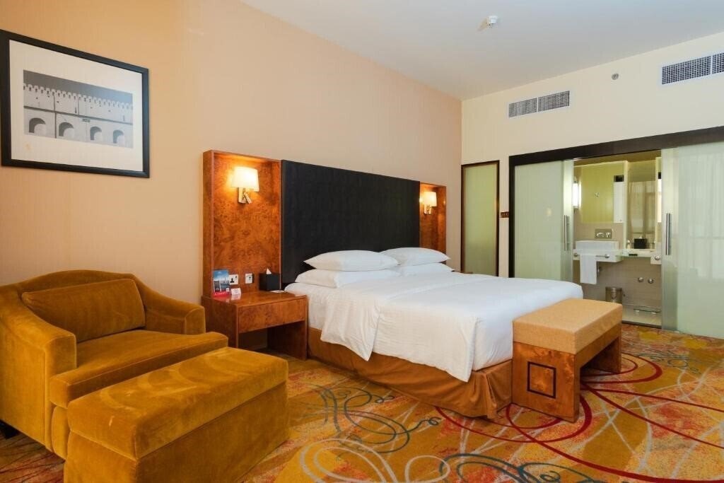 Фото Millennium Airport Hotel Dubai 4*