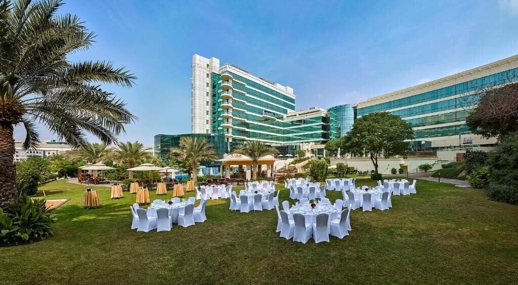 Millennium Airport Hotel Dubai 4* суреті