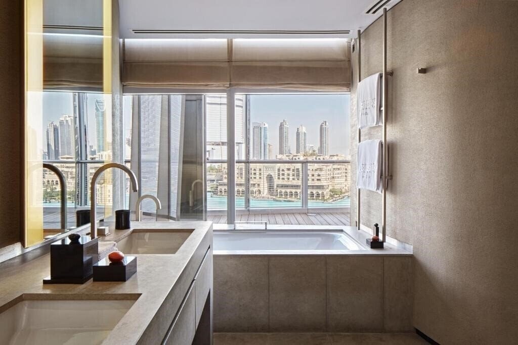 Фото Armani Hotel Dubai 5*