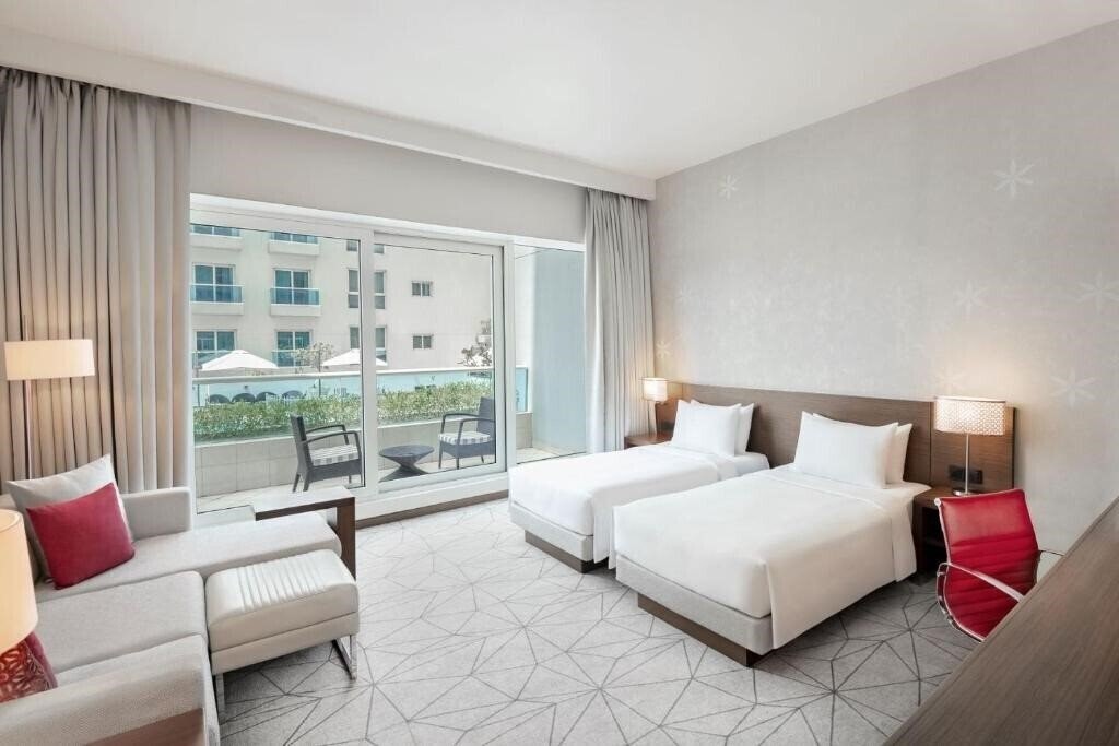 Фото Hyatt Place Dubai Al Rigga 4*