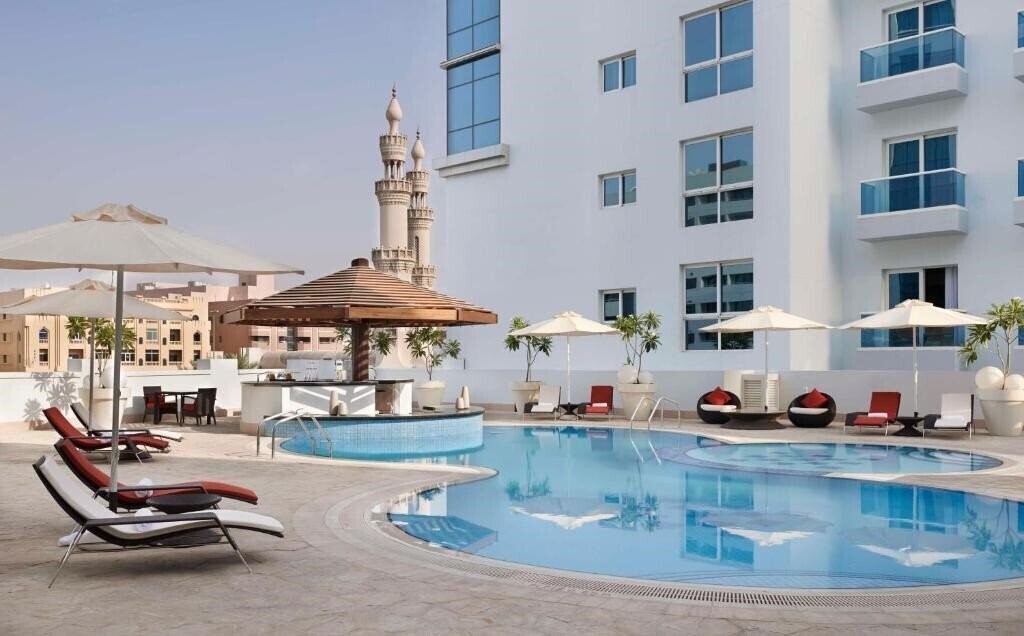 Hyatt Place Dubai Al Rigga 4* суреті