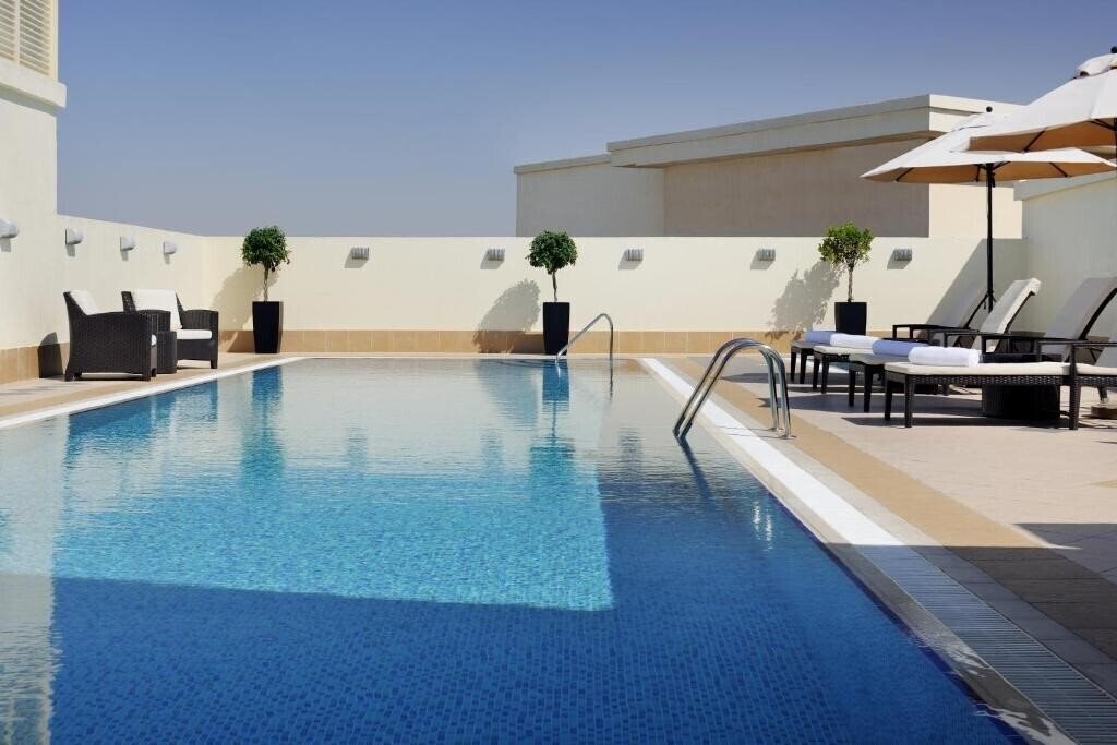Avani Deira Dubai (ex. Movnepick Hotel Deira) 5* суреті