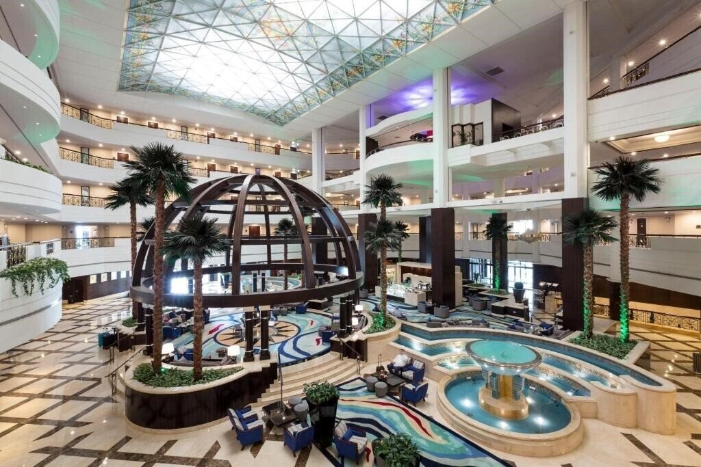 Изображение Movenpick Grand Al Bustan Hotel (ex. Roda Al Bustan Dubai) 5*