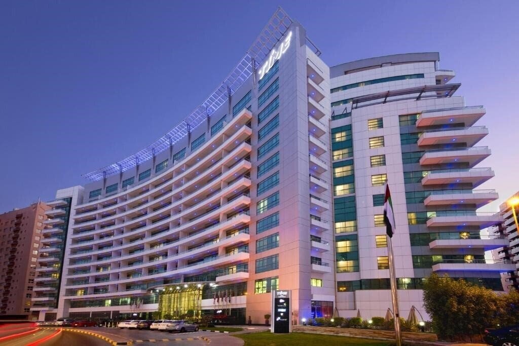 Отель Time Oak Hotel & Suites 4*