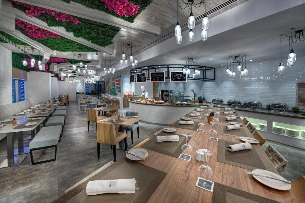 Изображение Time Oak Hotel & Suites 4*