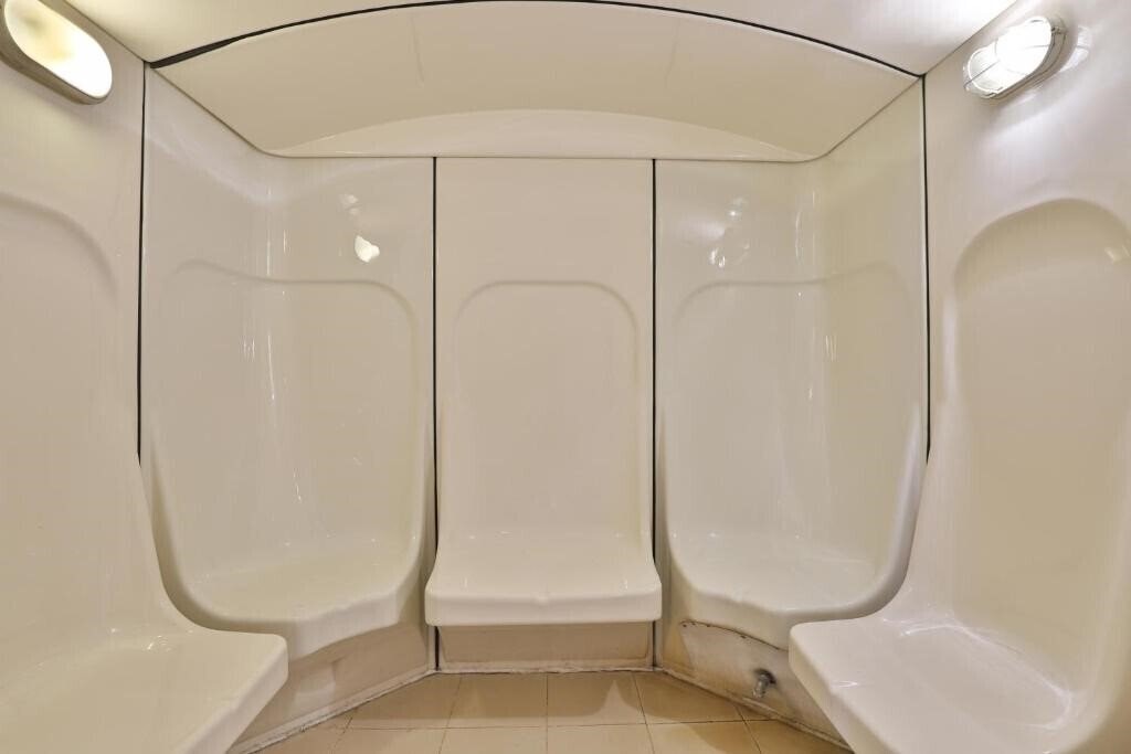 Landmark Summit Hotel 4* суреті