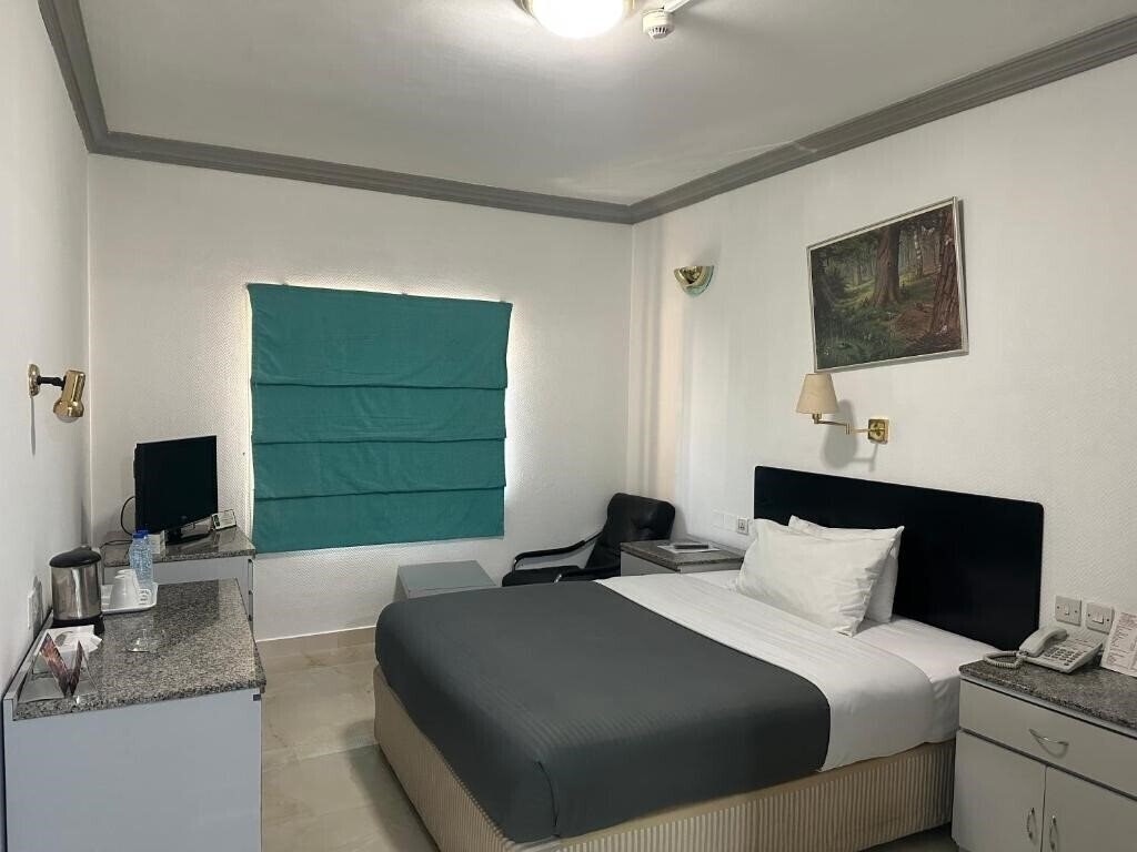 ASTORIA HOTEL 3* фотосуреті