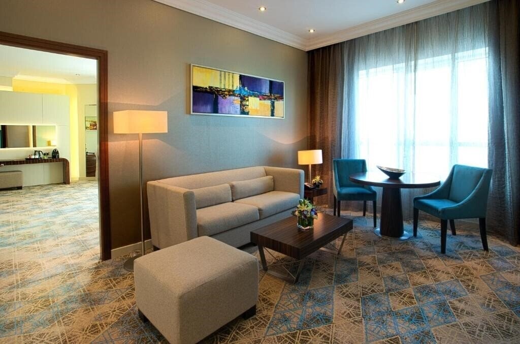 Elite Byblos Hotel (ex. Coral Dubai Al Barsha, Auris Hotel, Auris Plaza Hotel Al Barsha, Elite Byblos Hotel Mall of The Emirates) 5* суреті