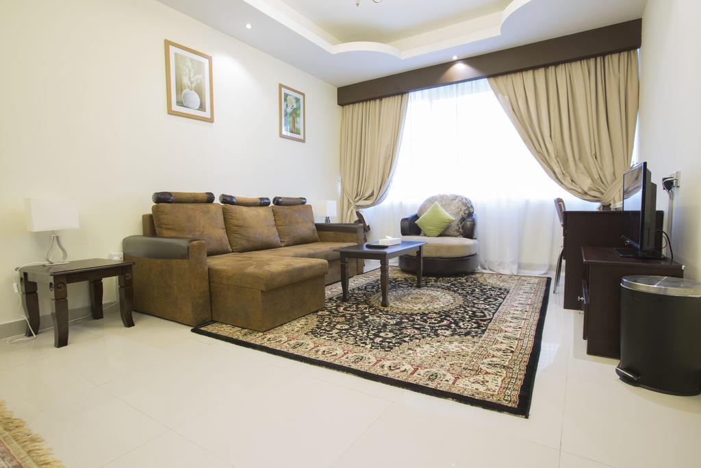 Фотография Travellers Hotel Apartment апартаменты