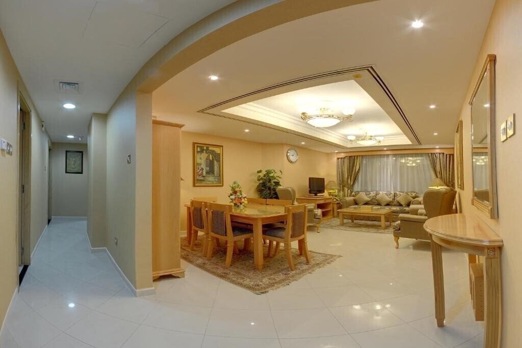 Deira Suite Hotel 4* фотосуреті