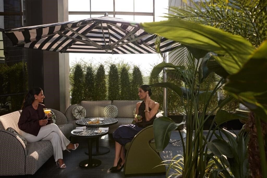 Four Seasons Hotel Dubai International Financial Centre 5* суреті