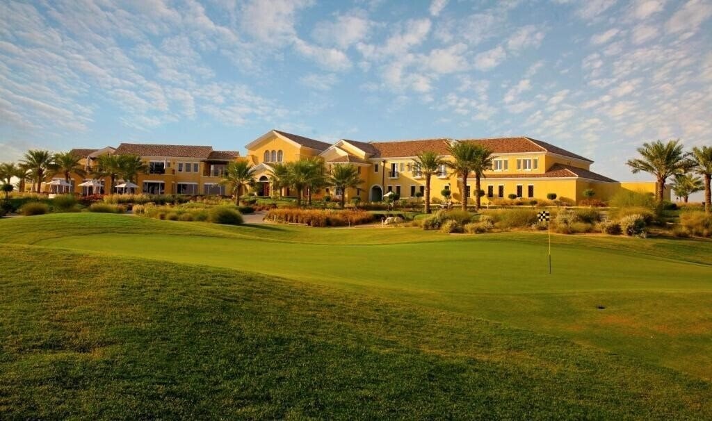 Картинка Arabian Ranches Golf Club 2*