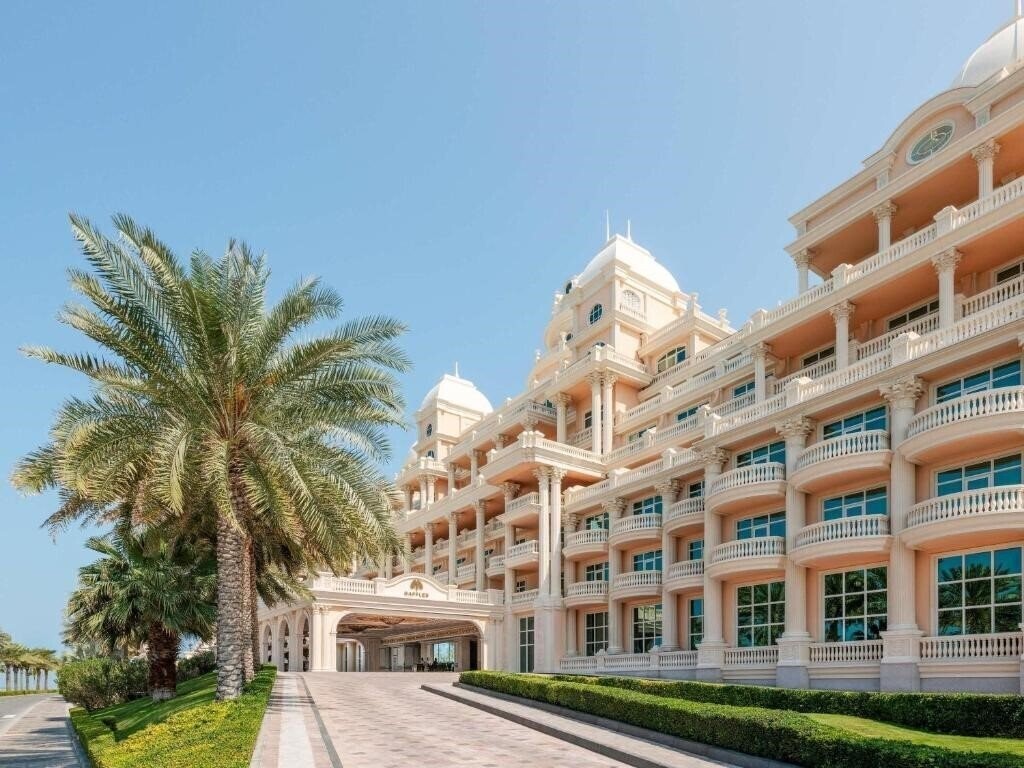 Отель Raffles The Palm Dubai 5*