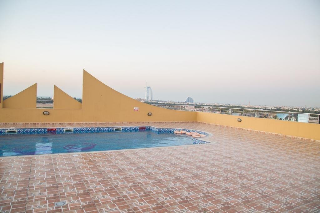 Pride Hotel Apartment 3* фотосуреті