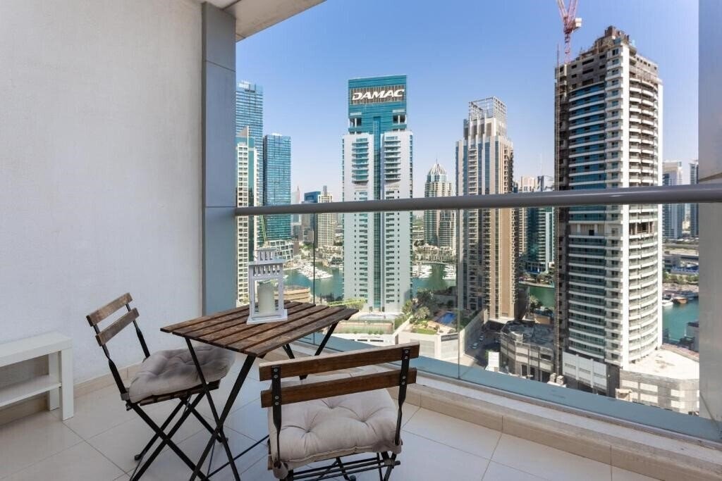 Отель Sky View, Dubai Marina 1*