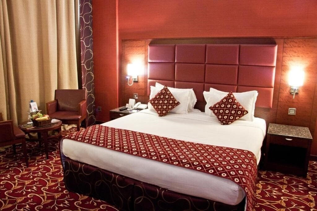 Отель Ramee Rose 4*