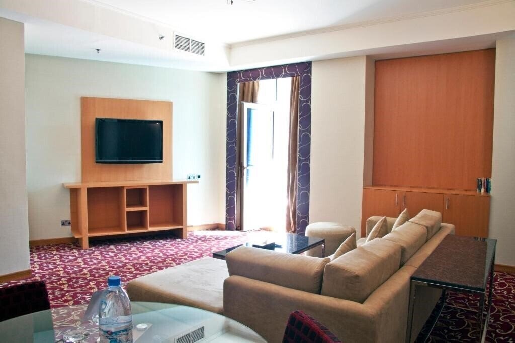 Изображение Ramee Rose 4*