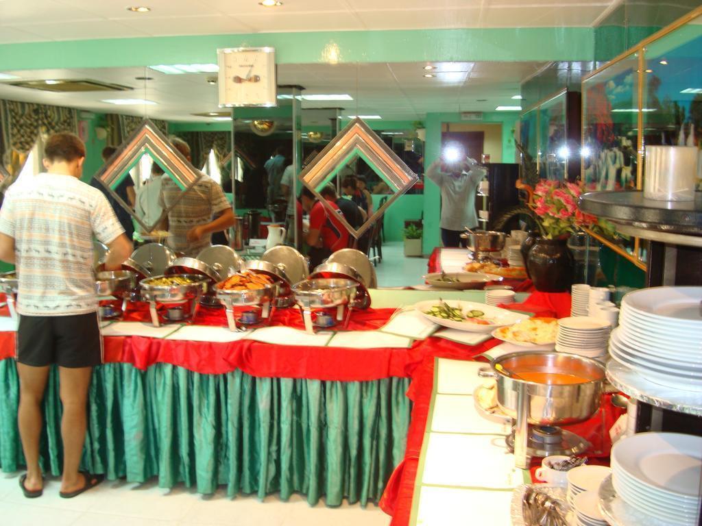 Spectrum Hotel 1* суреті