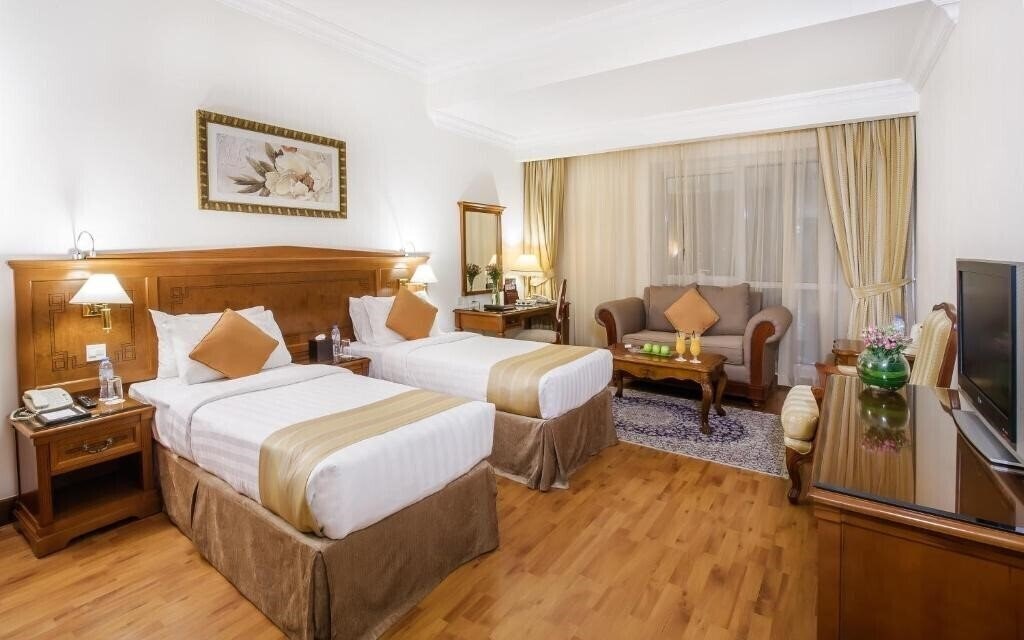 Фото Grand Excelsior Hotel Deira 4*