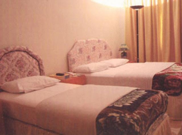 Middle East Hotel 2* фотосуреті