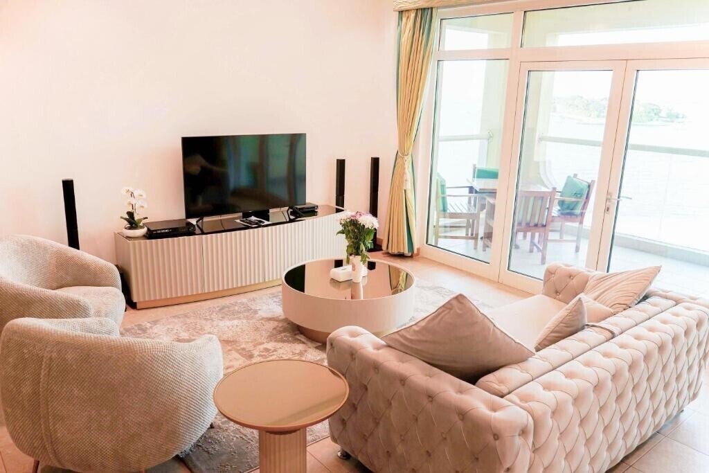 Royal Club Palm Jumeirah апартаменты суреті