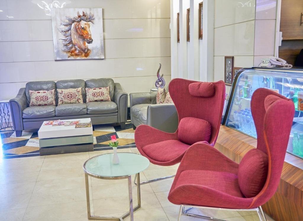 Фото Grand Square Hotel 2*