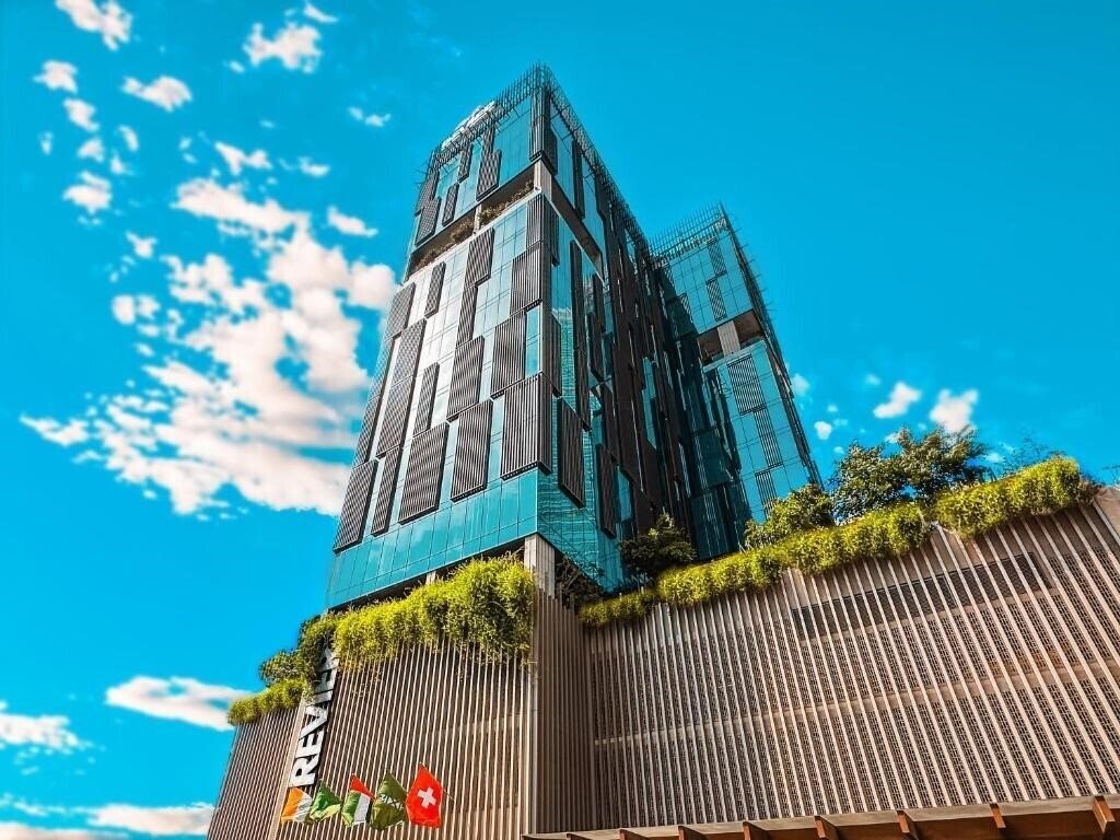 Отель Barcelo Business Bay 4*