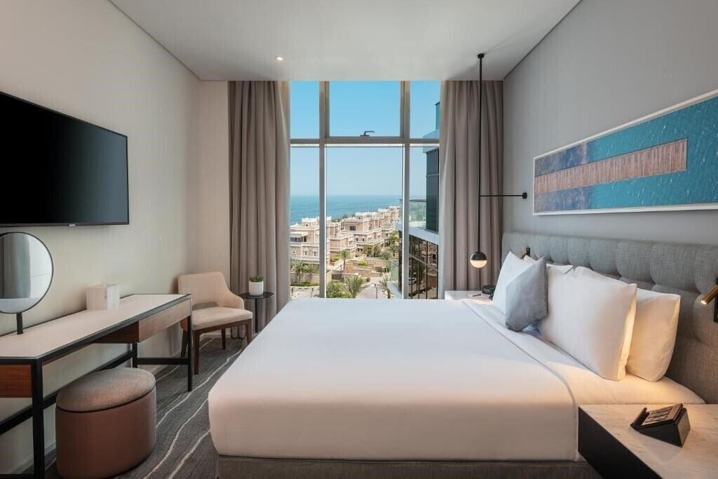 Th8 Palm Dubai Beach Resort, Vignette Collection 5* фотосуреті