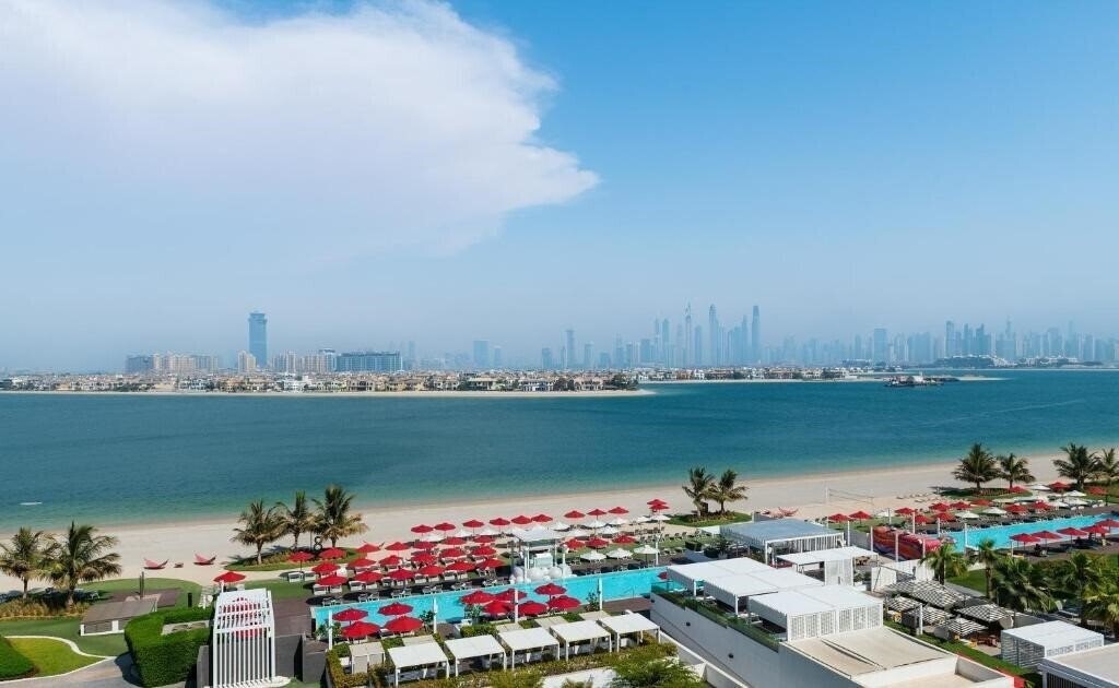 Th8 Palm Dubai Beach Resort, Vignette Collection 5* суреті