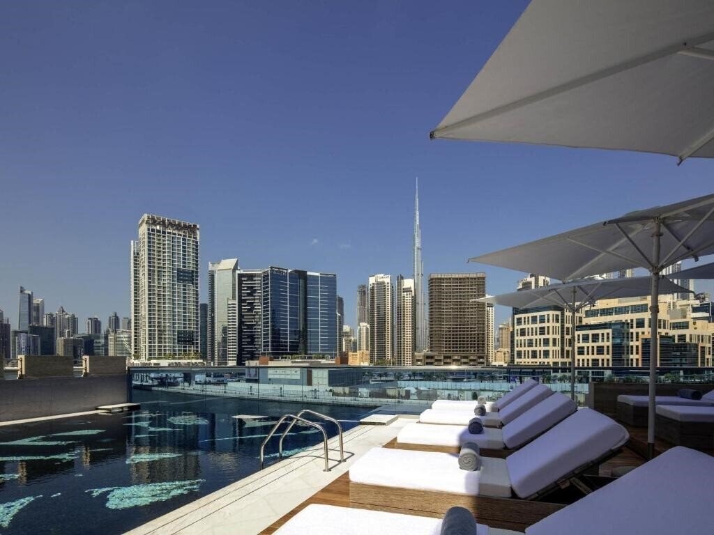 Отель Hyde Hotel Dubai 5*
