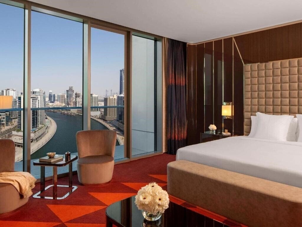 Фото Hyde Hotel Dubai 5*