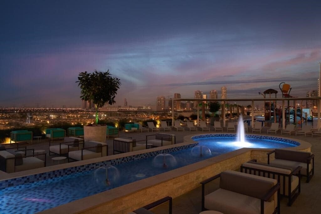 Фотография Novotel Jumeirah Village Triangle 4*