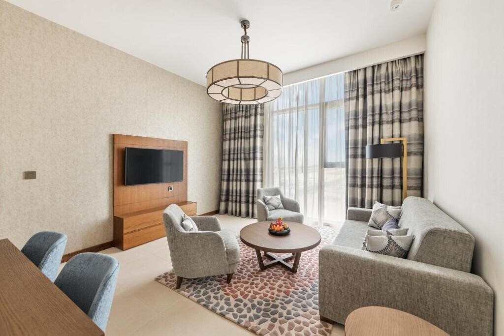 Фотография Staybridge Suites Al Maktoum Airport 4*