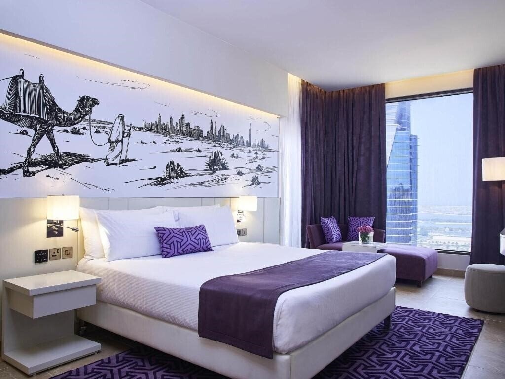 Отель Mercure Suites Dubai Barsha Heights 3*