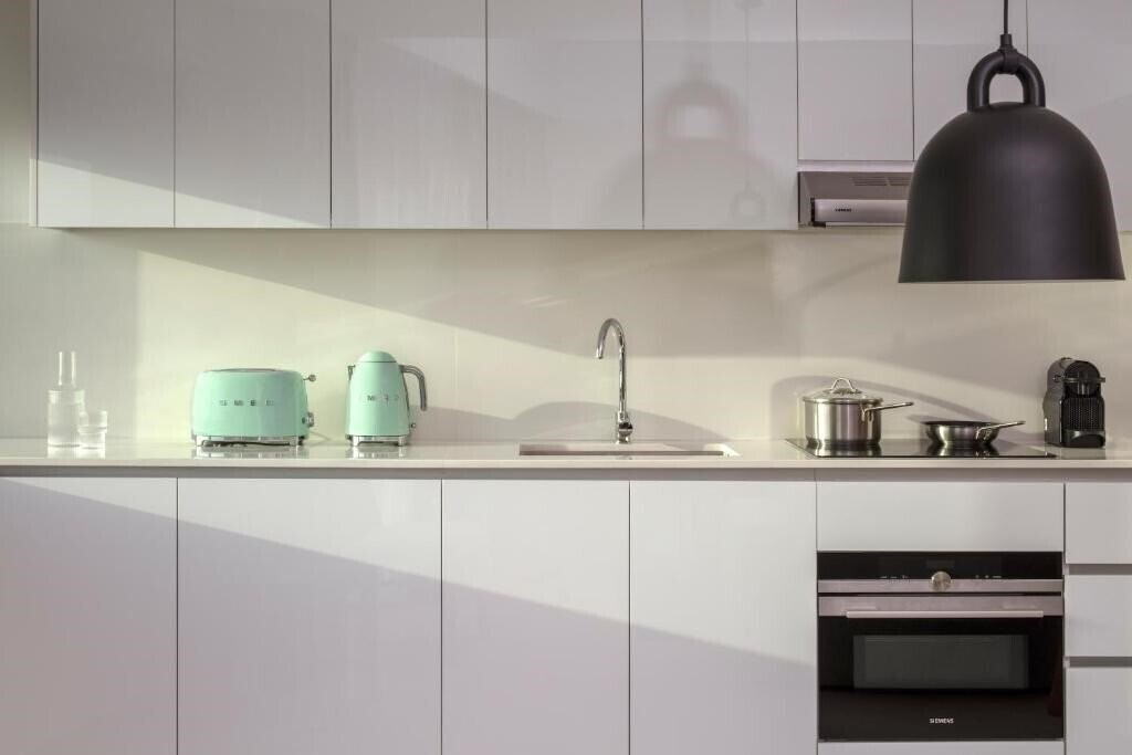 Staybridge Suites Dubai Internet City (ex. Al Salam Grand Hotel Apartment, Grand Midwest Tower) 4* суреті