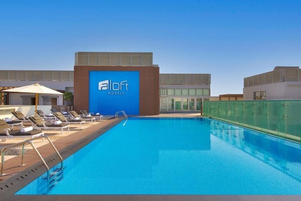 Aloft Dubai Airport 4* суреті