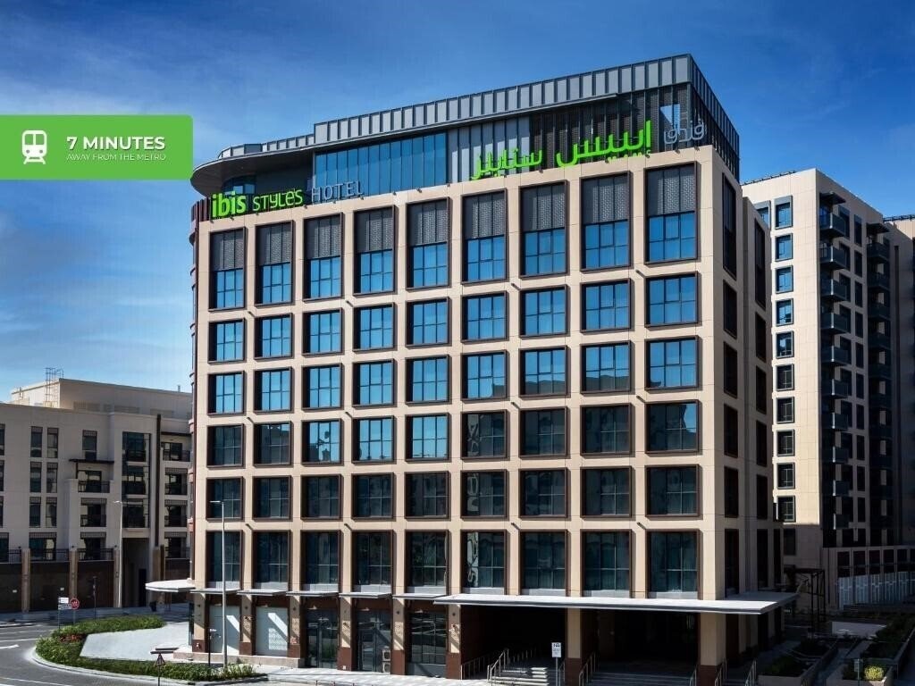 Отель Ibis Styles Dubai Deira 3*