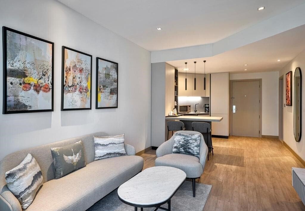 Residence Inn by Marriott Sheikh Zayed Road (ex. Grand Stay Hotel) 4* суреті