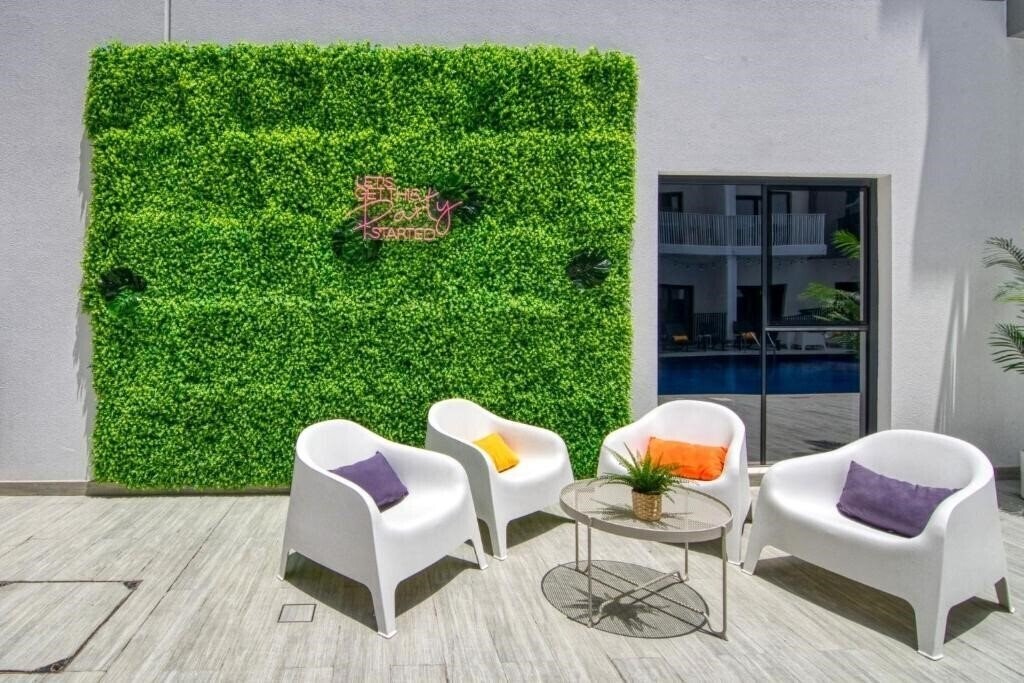 Фото You&Co Dubai No Category отель без категории