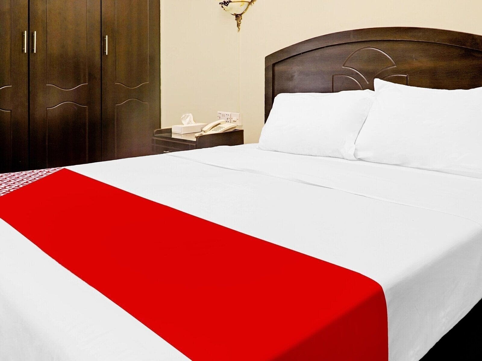 Oyo 800 Moon Creek Hotel 2* суреті