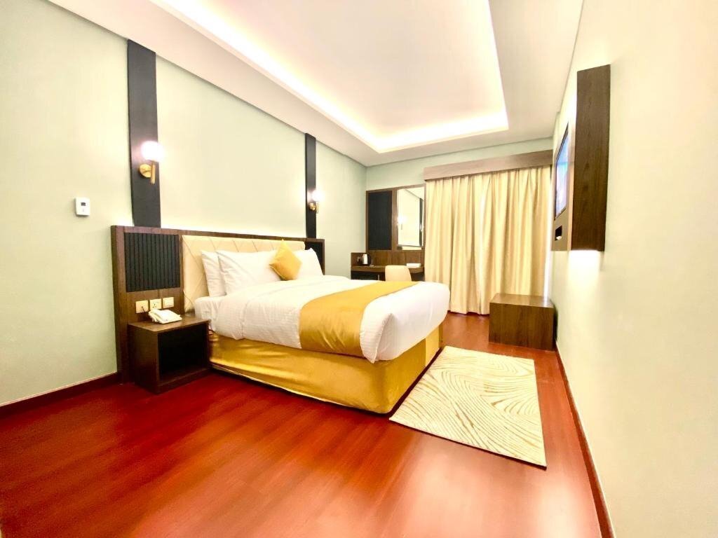 Book hotel dubai. Comfort Inn Hotel Dubai. Мини отели Дубая. Concorde Palace Hotel Dubai 3. Комфорт ИНН.