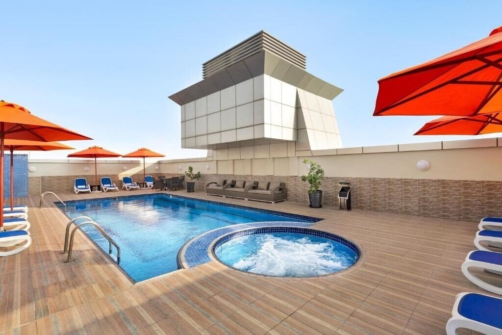 Изображение Ramada by Wyndham Dubai Deira 4*