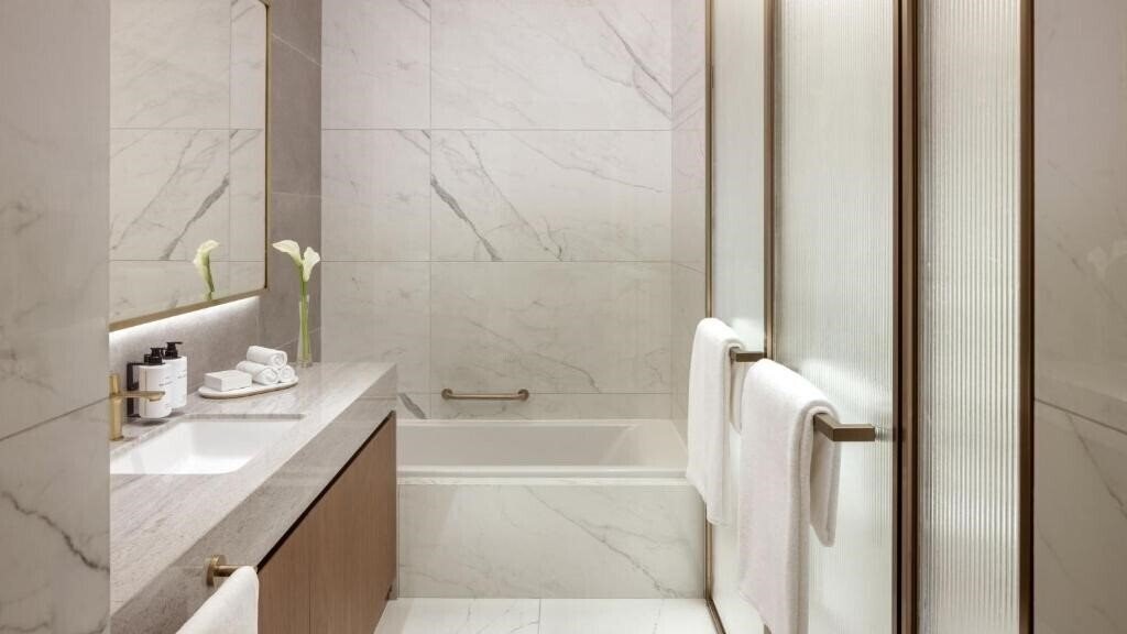 Фото Intercontinental Residences Dubai Business Bay 5*