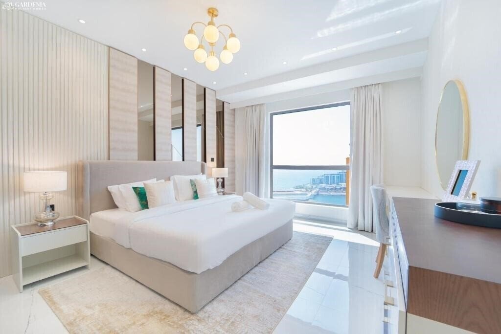 Фото Yanjoon Holiday Homes Park Tower 1*