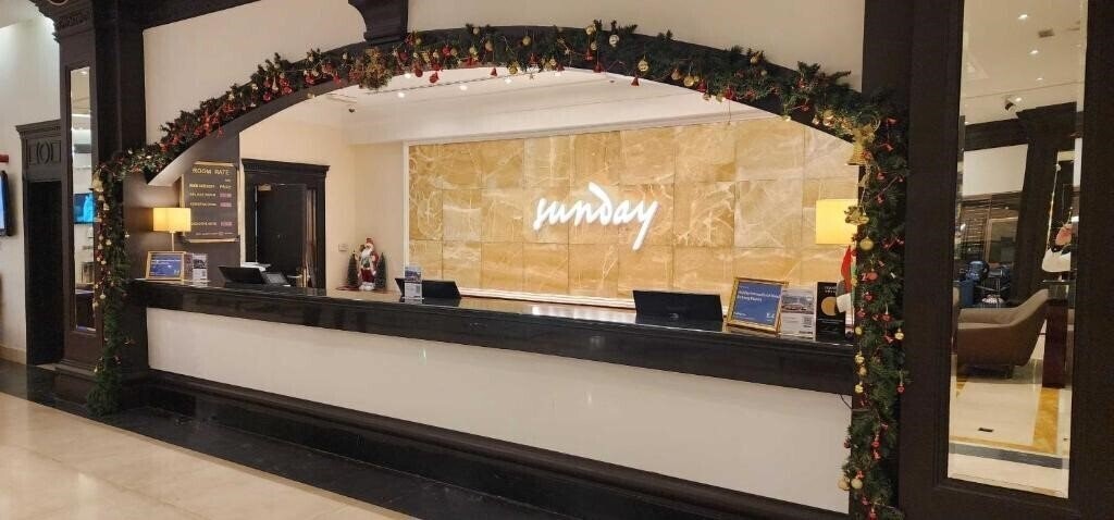 Картинка Sunday Holiday International Hotel (ex. Holiday Inn Bur, Excelsior Creek) 4*