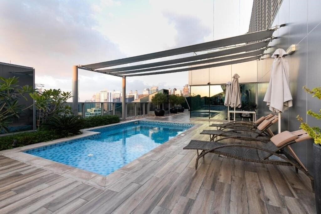 Simply Comfort Suites in J One Tower 4* фотосуреті