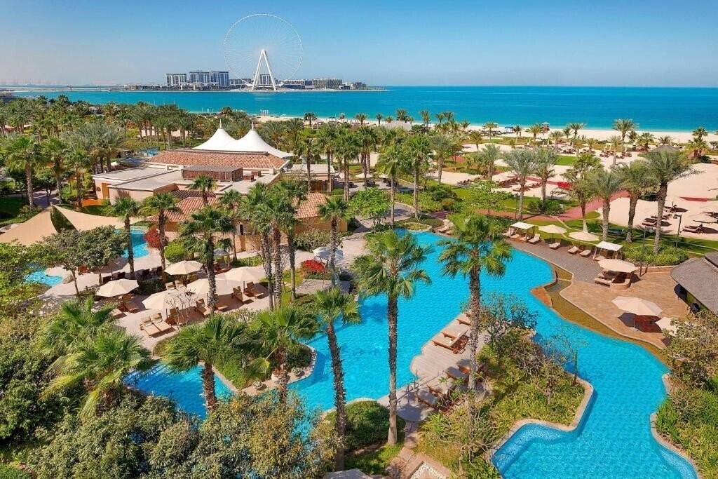 The Ritz Carlton Hotel 5* қонақ үйі