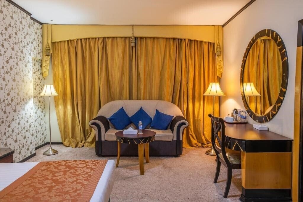 Фото The Park Hotel Dubai 4*