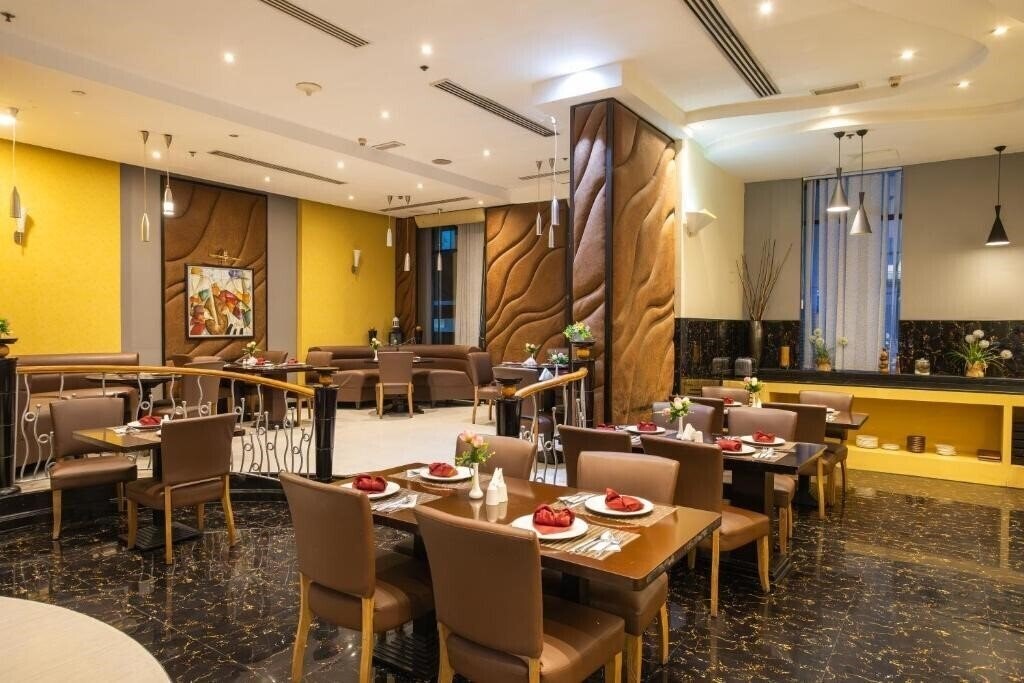 Изображение The Park Hotel Dubai 4*