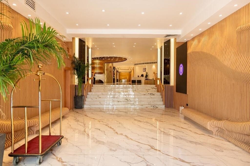 Majestic Hotel Tower 4* фотосуреті